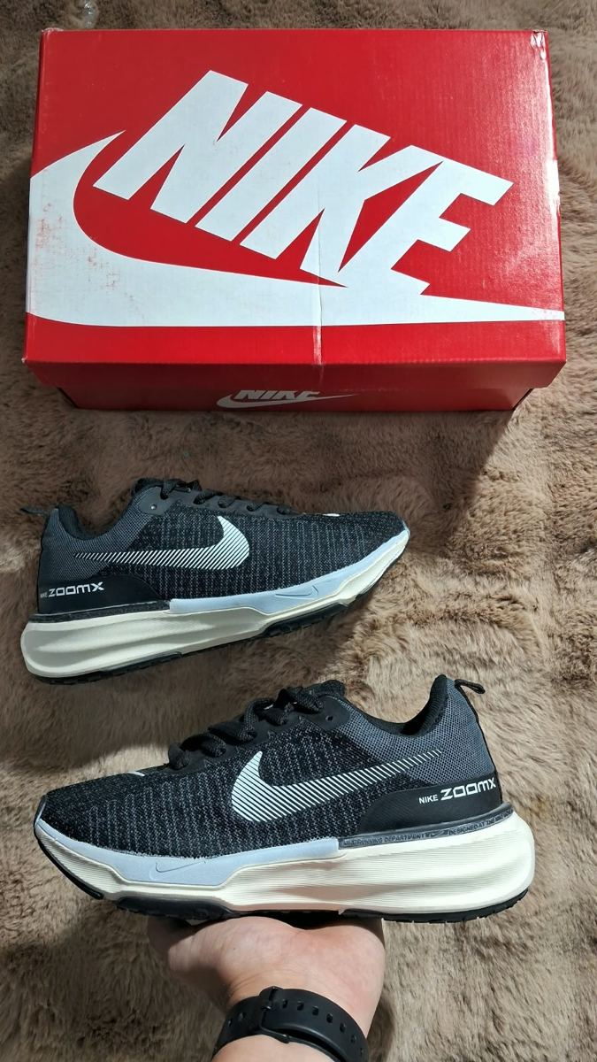 Nike ZoomX Negro