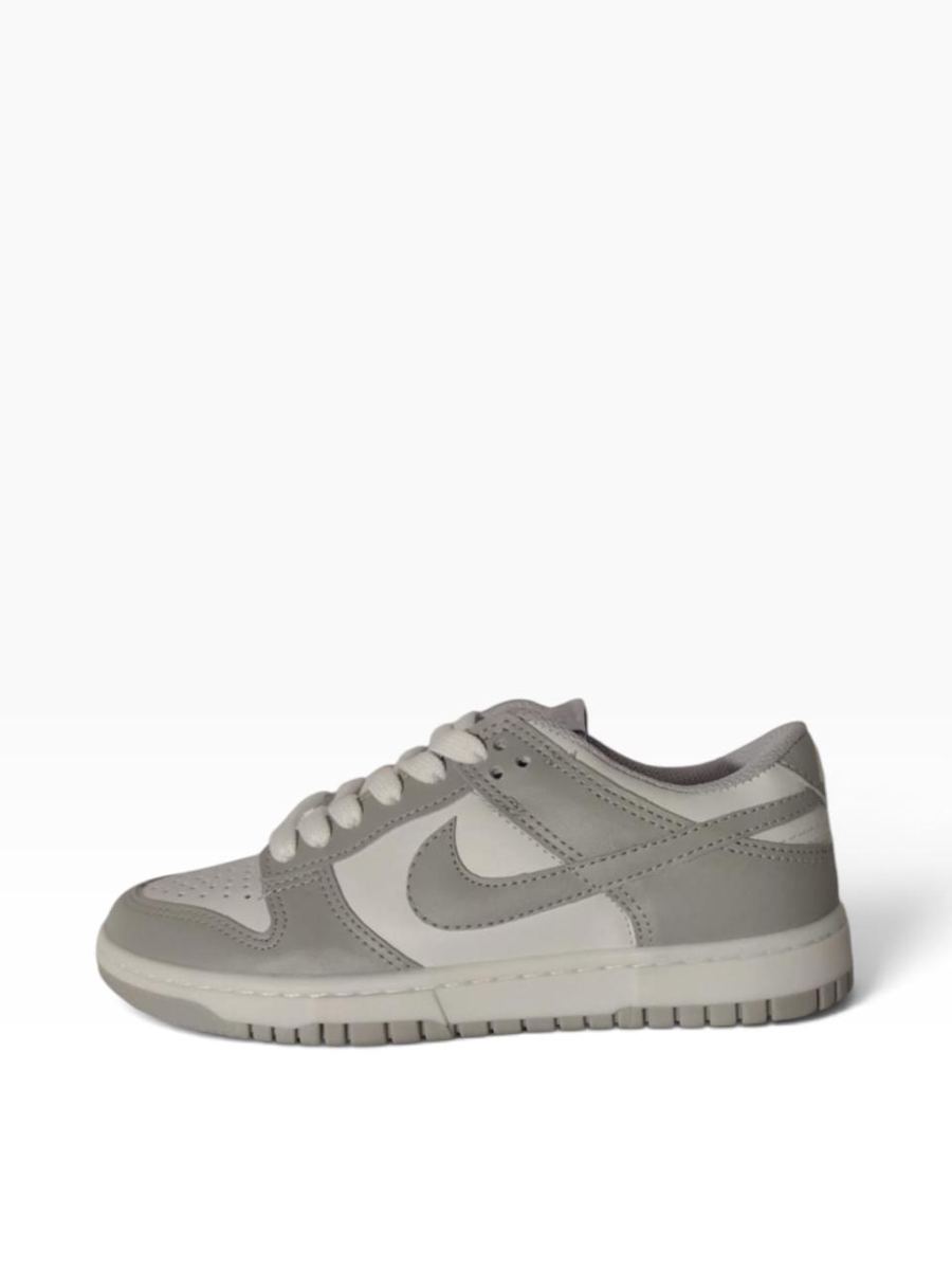 SB Dunk Low Blanco / Gris